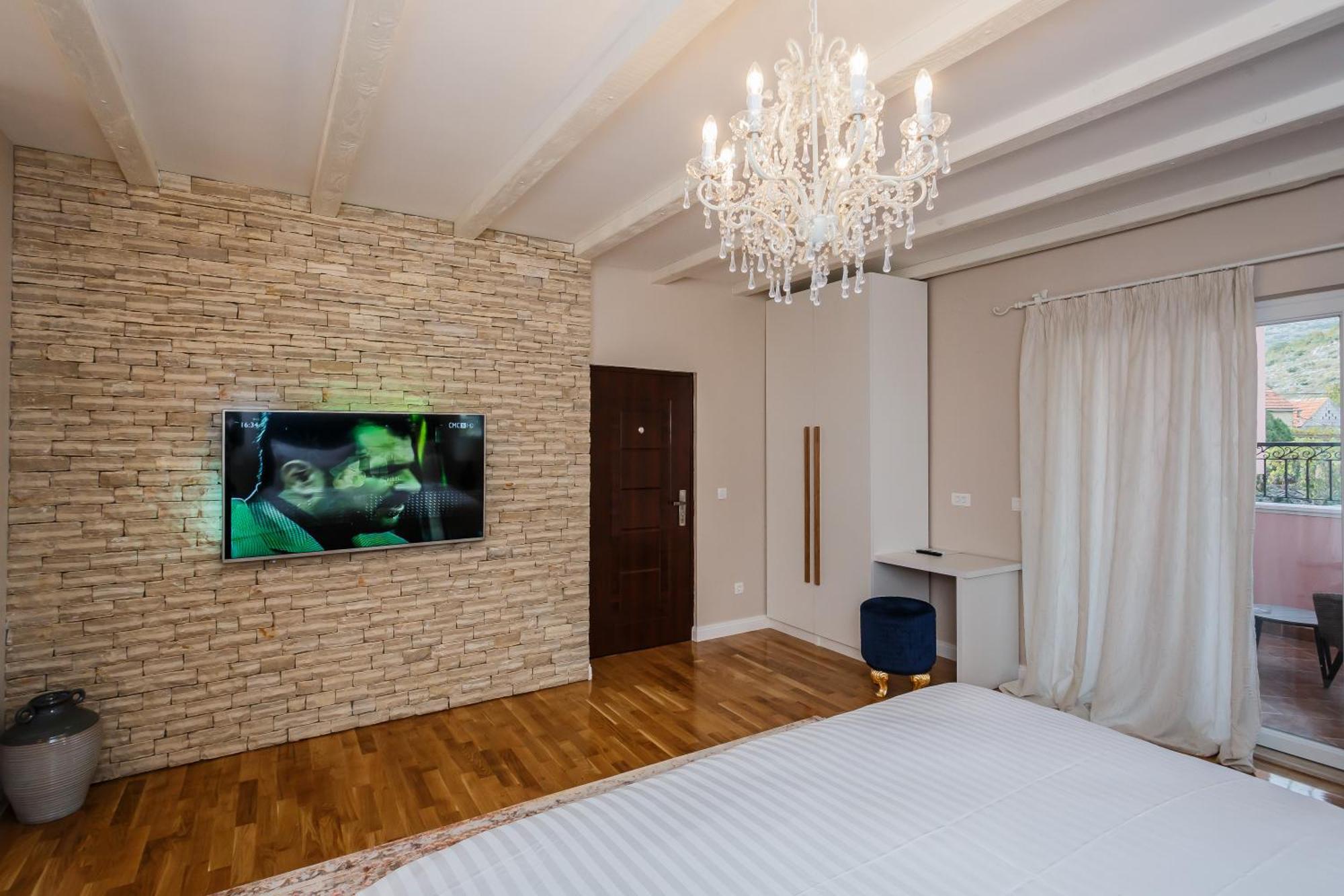San Mihael Luxury Rooms 1 Dugopolje Oda fotoğraf