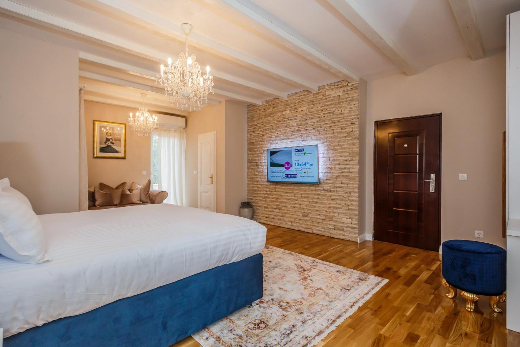 San Mihael Luxury Rooms 1 Dugopolje Oda fotoğraf